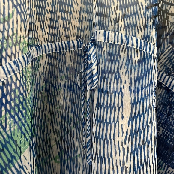 Chicos Sheer Cover Up - Picture 2 of 4